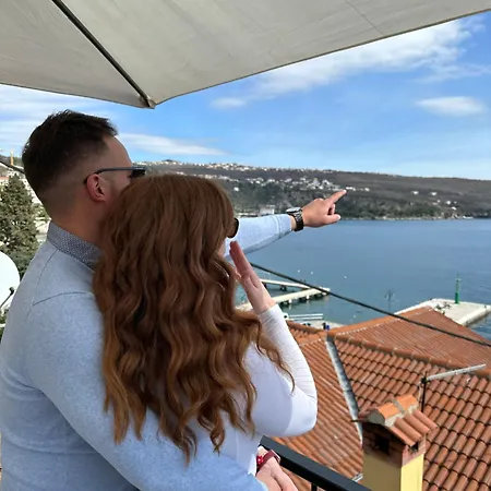 Apartment Volos Karmen With Roof Terrace, Sea View, Free Private Parking