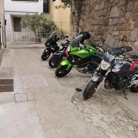 Volos Karmen With Roof Terrace, Sea View, Free Private Parking * אופטיה