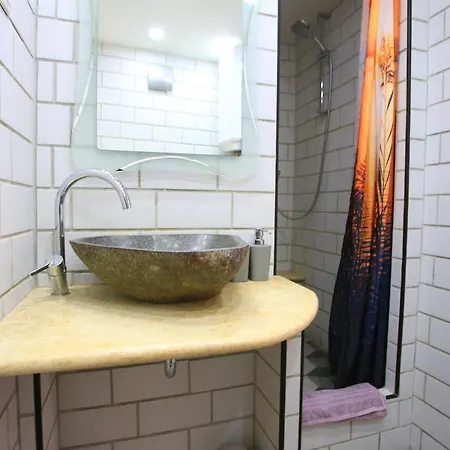 Volos Karmen With Roof Terrace, Sea View, Free Private Parking אופטיה