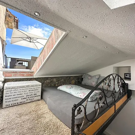 Volos Karmen With Roof Terrace, Sea View, Free Private Parking