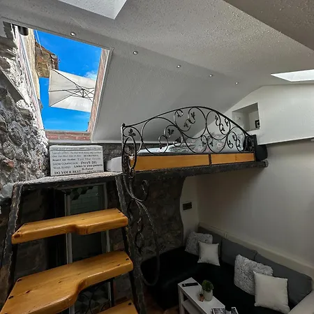 דירה Volos Karmen With Roof Terrace, Sea View, Free Private Parking *