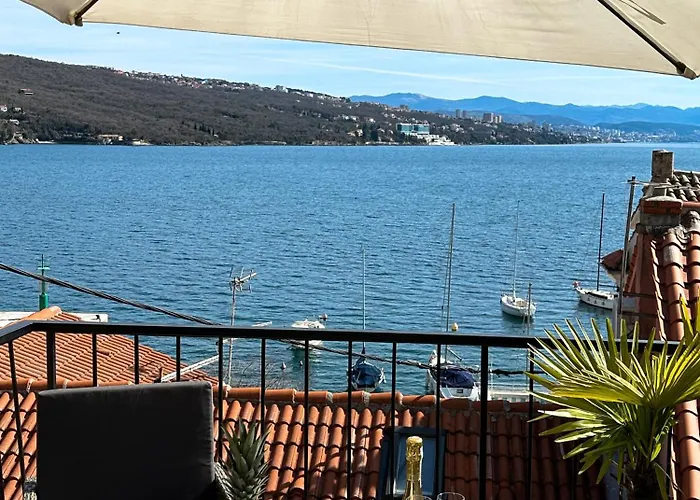 Apartamento Volos Karmen With Roof Terrace, Sea View, Free Private Parking