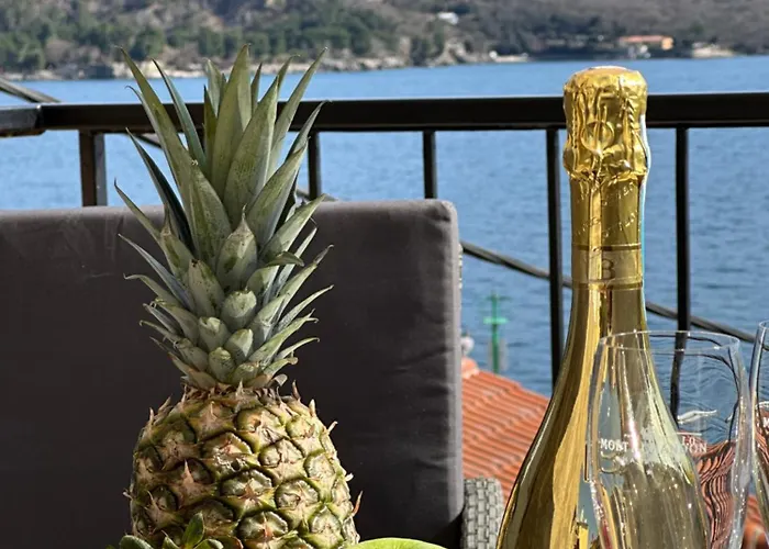 Volos Karmen With Roof Terrace, Sea View, Free Private Parking * Opatija